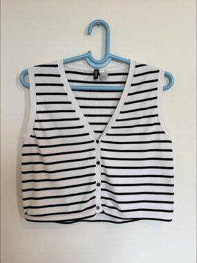 H&M Black & White Stripe Button Knit Vest Top Size L